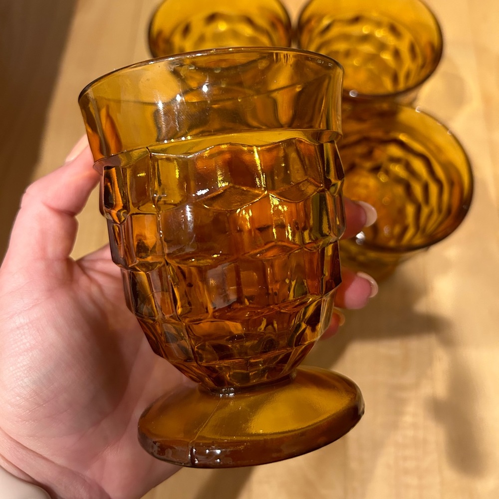 2 amber goblets